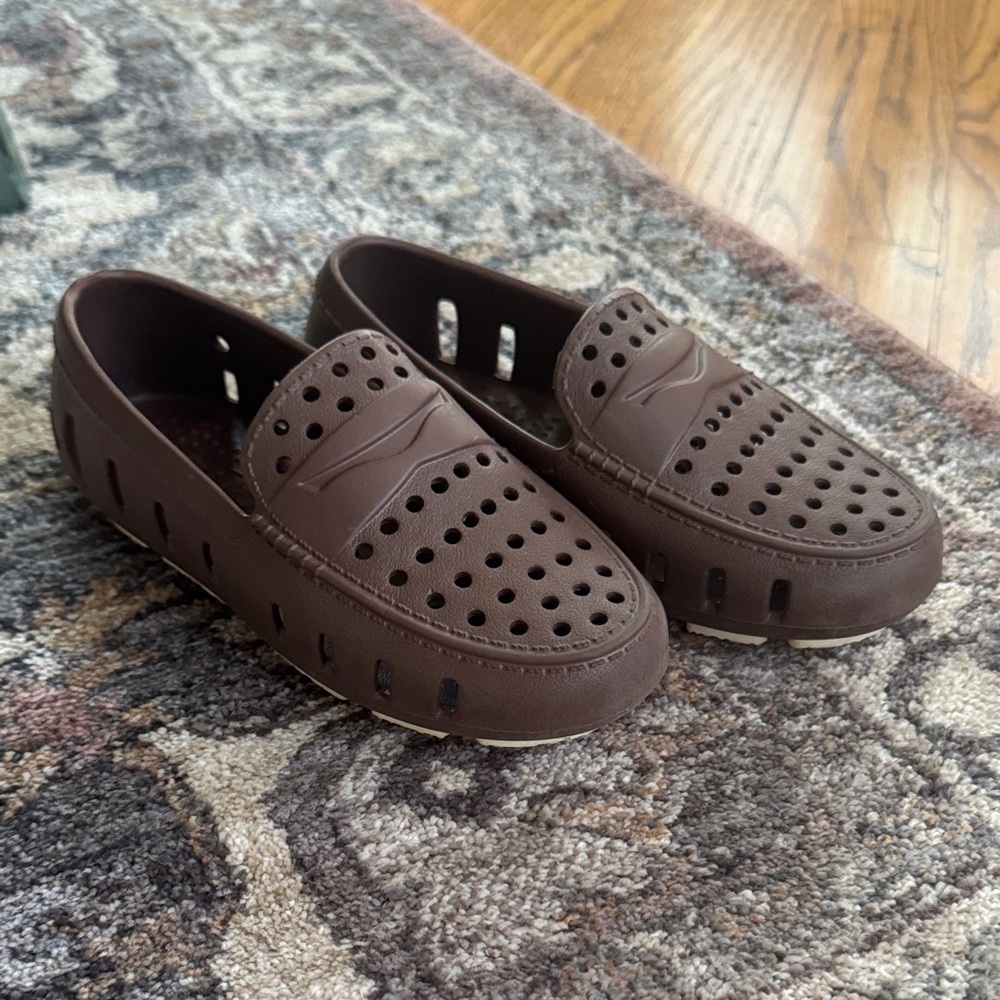 Floafers Kids Prodigy Driver Brown Slip-On Loafers